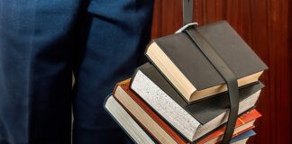 Czy najechanie na krawężnik to koniec egzaminu?