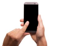 Jakim kluczem odkręcić świece zapłonowe? Jakim kluczem odkręcić świece zapłonowe?